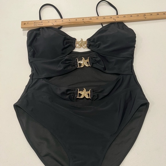 Women's V-Neck Gold
Starfish Underwire One-Piece Swimsuit pool cruise sea NWOT - Picture 6 of 9